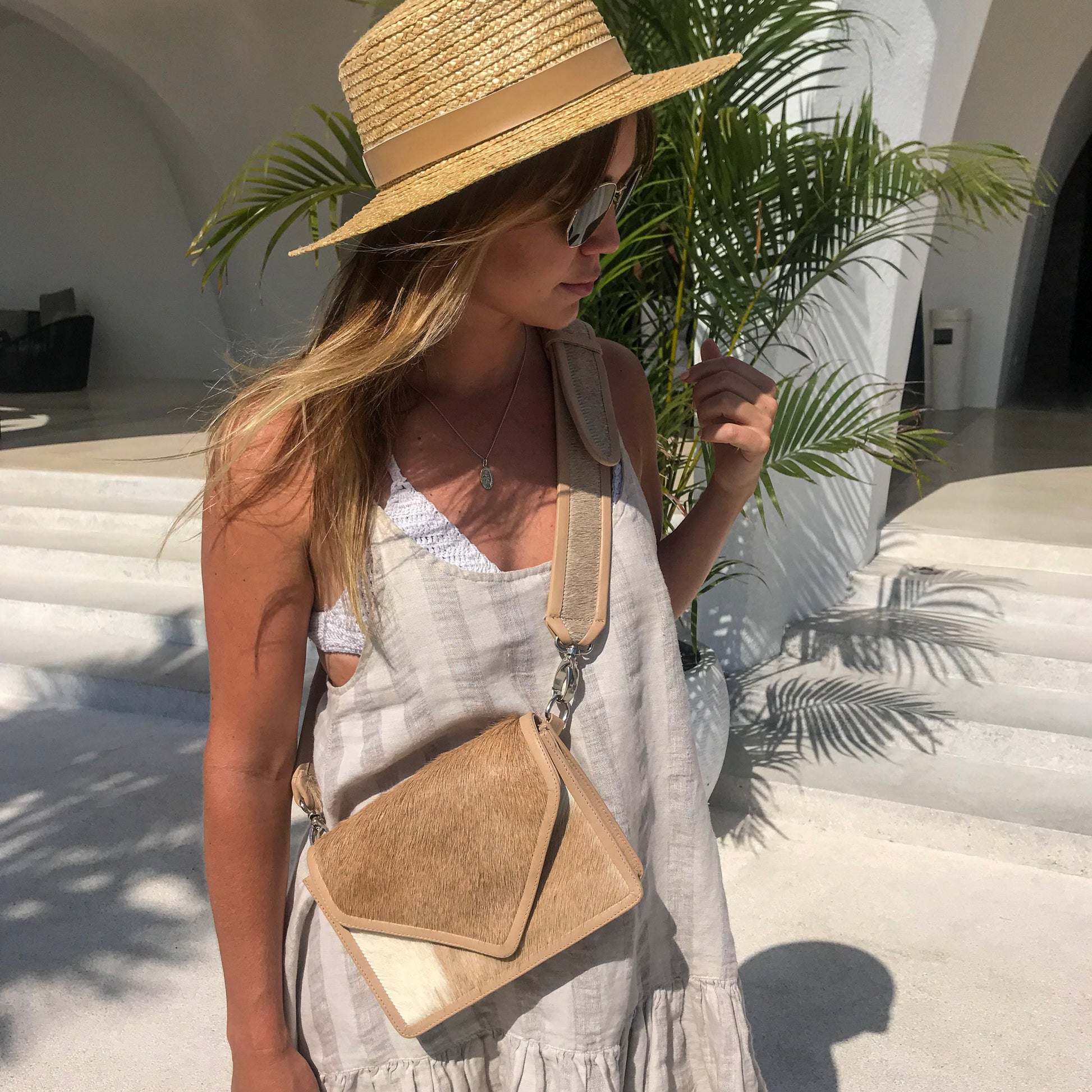 Hannah Crossbody - Saudara